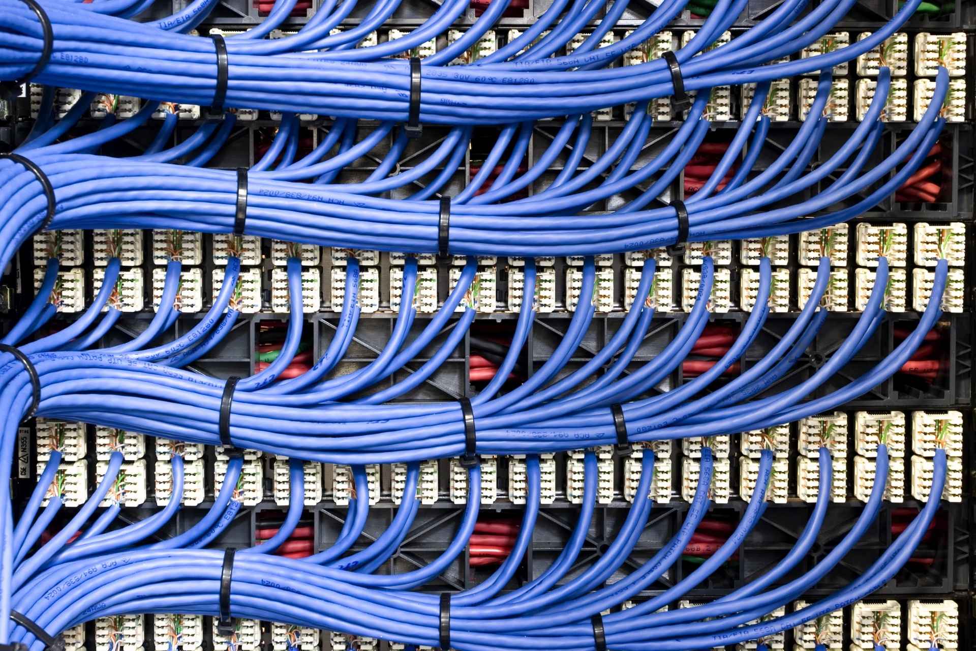 Structured cabling run to the network closet